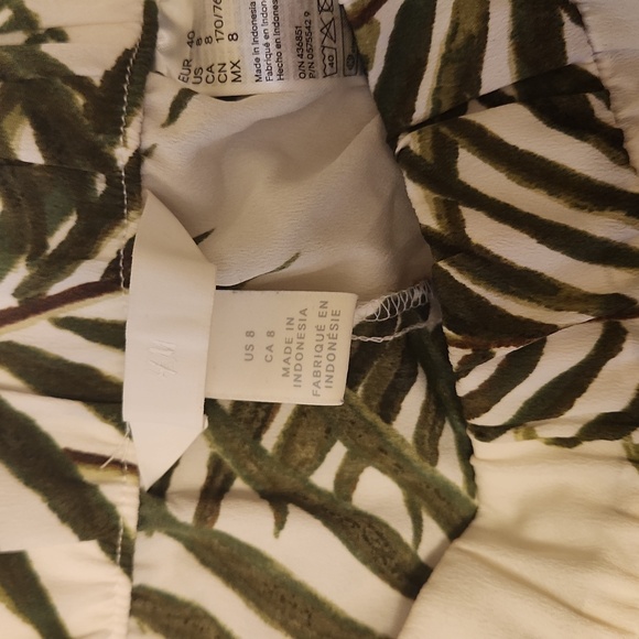 H&M - flowy palm pants - Picture 4 of 4